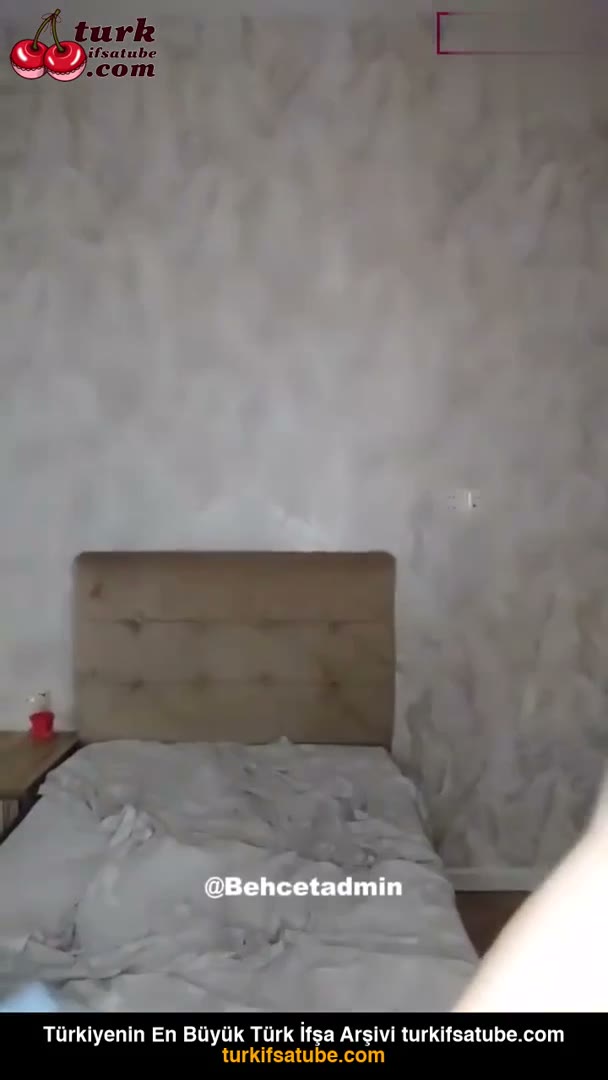 Laura Tango ifşası yayıncı kadın yayında - Tango İzle